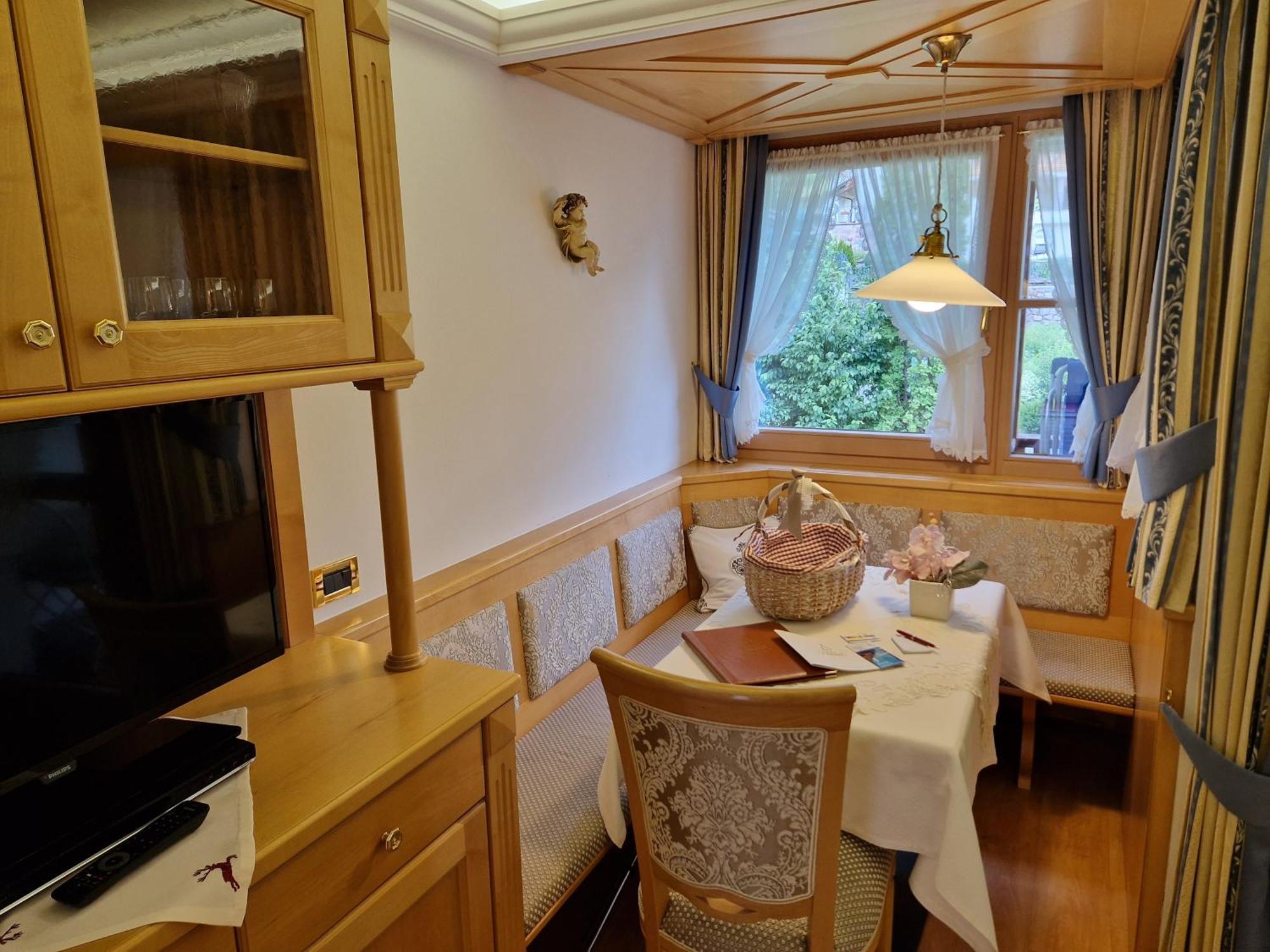 Residence Ciastel Ортізеї Екстер'єр фото