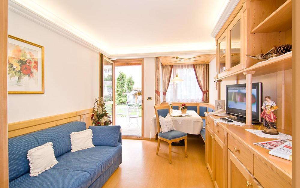 Residence Ciastel Ортізеї Екстер'єр фото